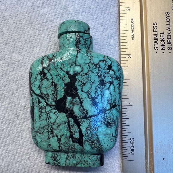 Antique Turquoise snuff bottle. Beautiful color photos don’t capture! - Picture 2 of 9